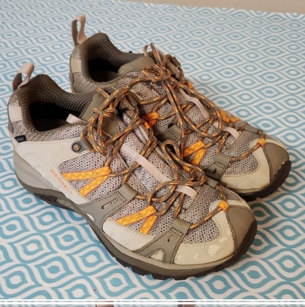 Merrell Gray and Yellow Athletic Shoes